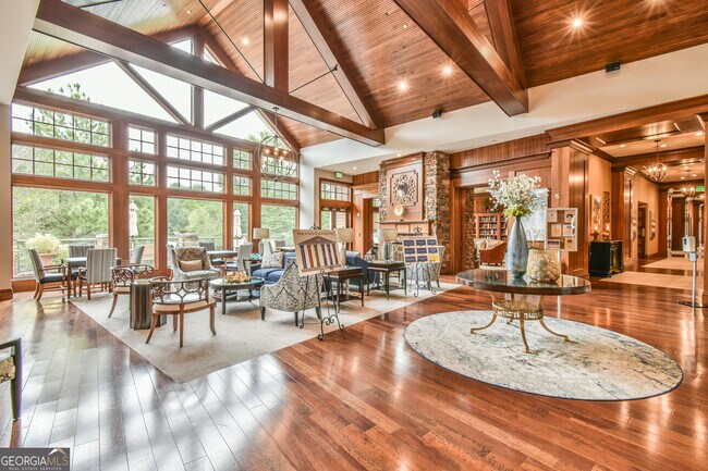 Building Photo - 6105 Longleaf Dr