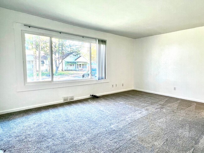 Building Photo - 1109 Turner Ave