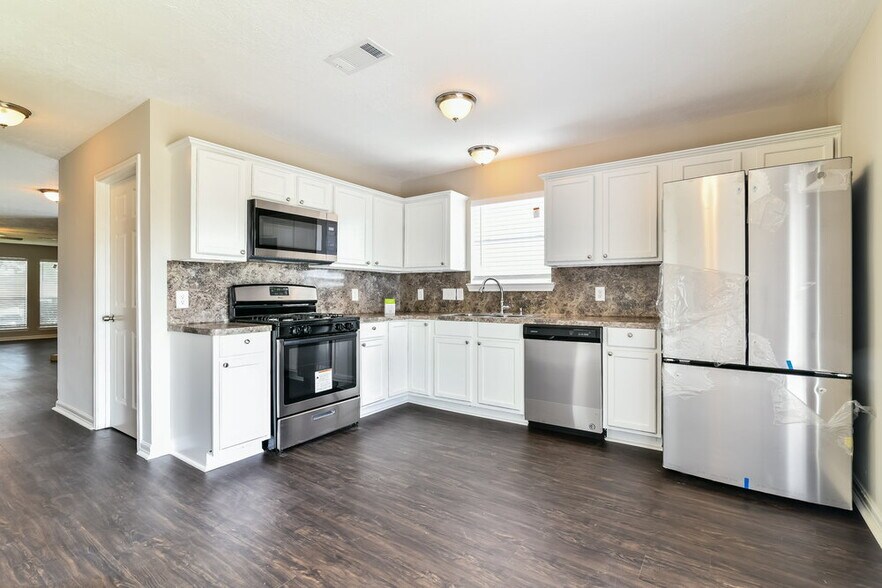 Building Photo - 16114 Purpleridge Ct