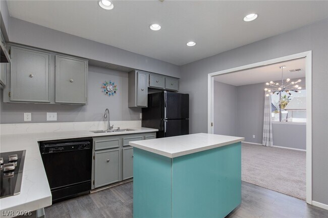 Building Photo - 3109 Downing Pl