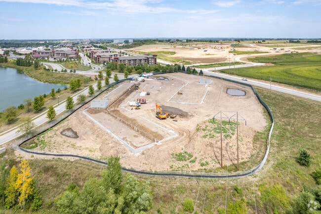Aug-2022 - Shadow Lake Apartments