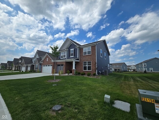 Building Photo - 5128 Summerton St