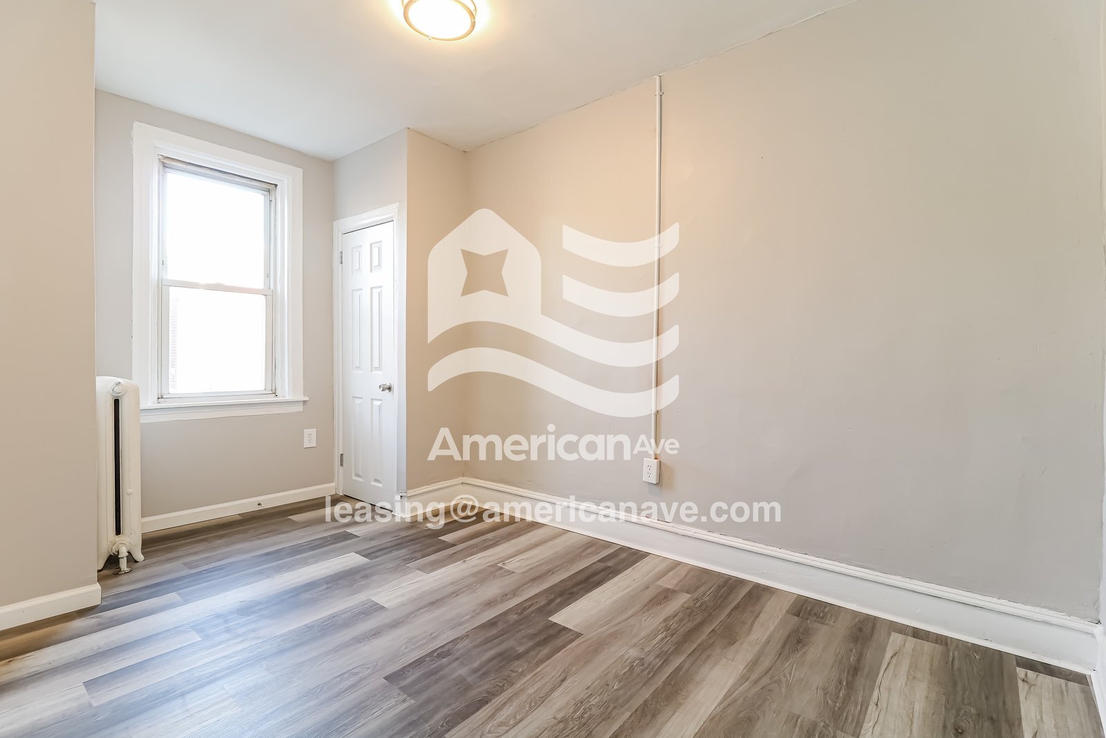 Building Photo - 1533 S Vogdes St