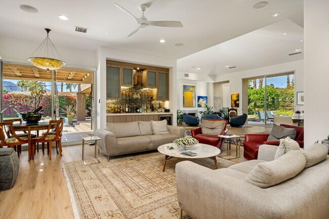 Building Photo - 79120 Fox