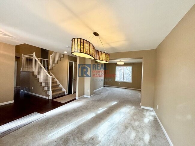 Building Photo - 1031 Surlyn Ct