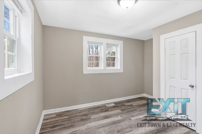 Building Photo - 3 bedroom, 1 bathroom home located in Lawrenceville, VA