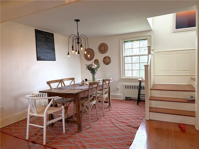 Building Photo - 2678 E Main Rd