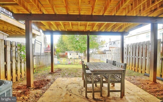 Building Photo - 22 Pike Hall Pl