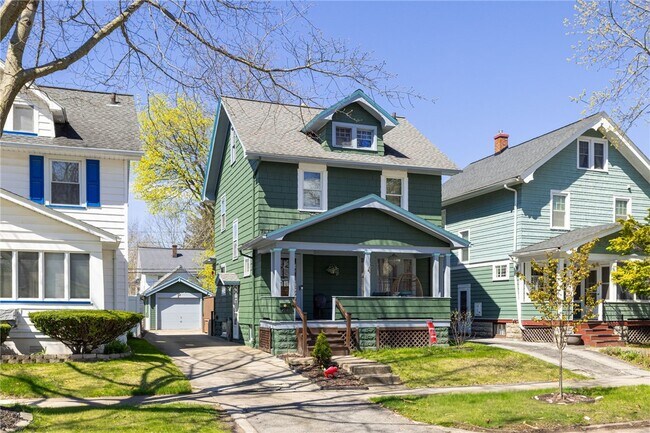 Building Photo - 109 Bedford St