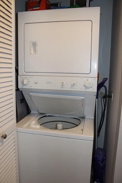 Building Photo - 757 N Orleans St