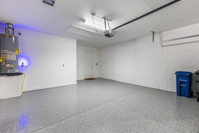 Building Photo - 9982 Beachwalk Dr