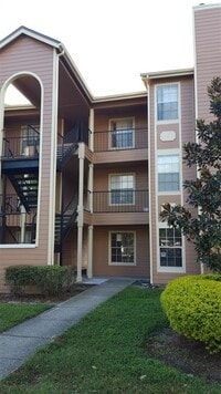 Building Photo - 2550 N Alafaya Trail