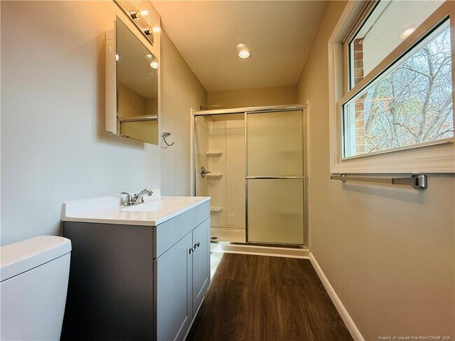 Building Photo - 4730 Rosehill Rd