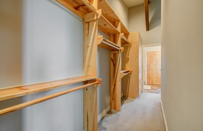 Building Photo - 318 McAlpine St