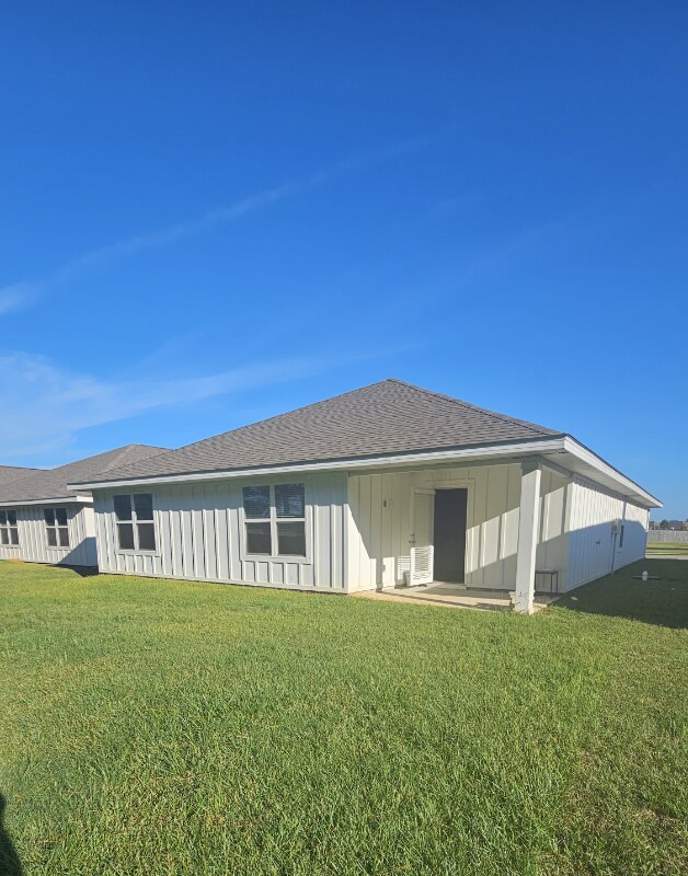 Building Photo - 23432 Shadowridge Dr