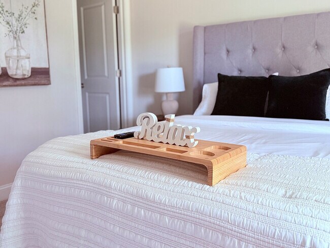 Building Photo - 751 Jacobs Millpond Rd