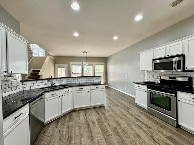 Building Photo - 1169 Harvest Brook Dr NE