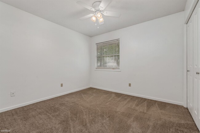Building Photo - 3 br, 2 bath House - 1208 Bayou Woods Dr 1...