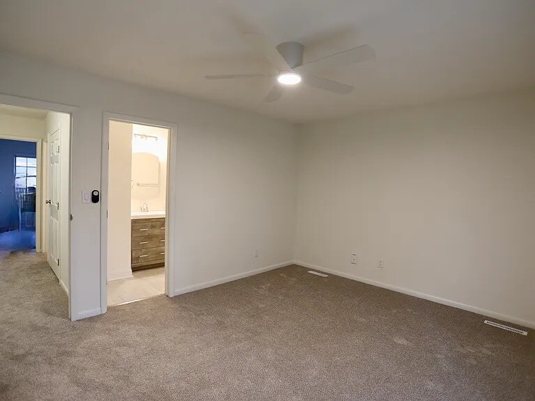 Building Photo - 365 W Illinois Ave