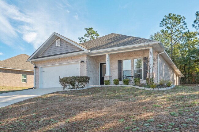 Building Photo - 667 Red Fern Rd