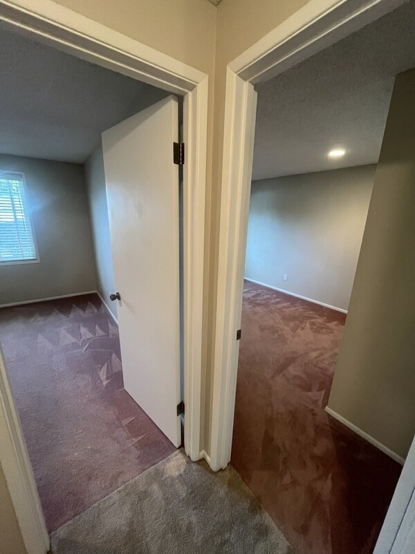 Building Photo - 841 Garden Dr