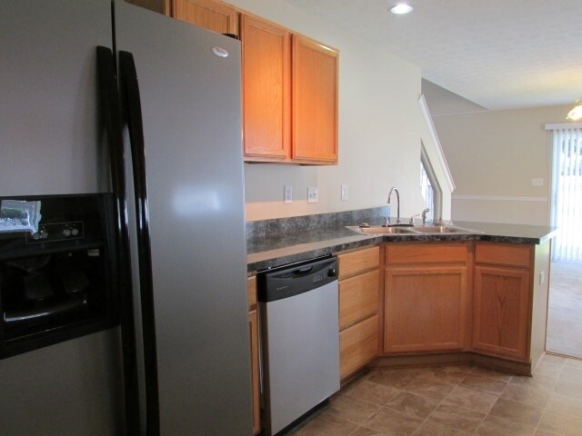 Building Photo - 6658 Largo Ln