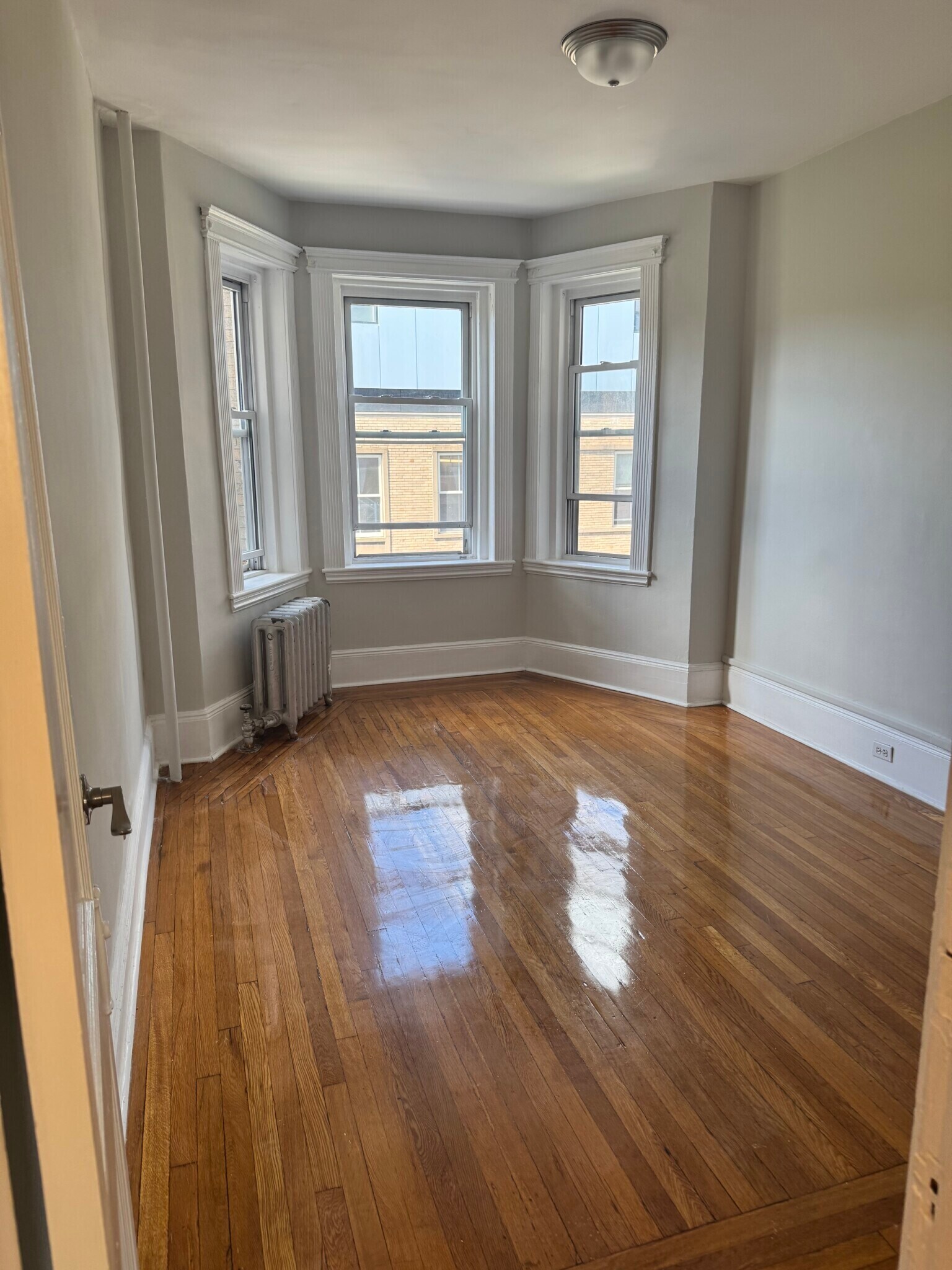 Building Photo - 38 Hemenway St