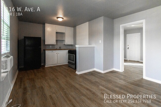 Building Photo - 116 W. Ave. A-