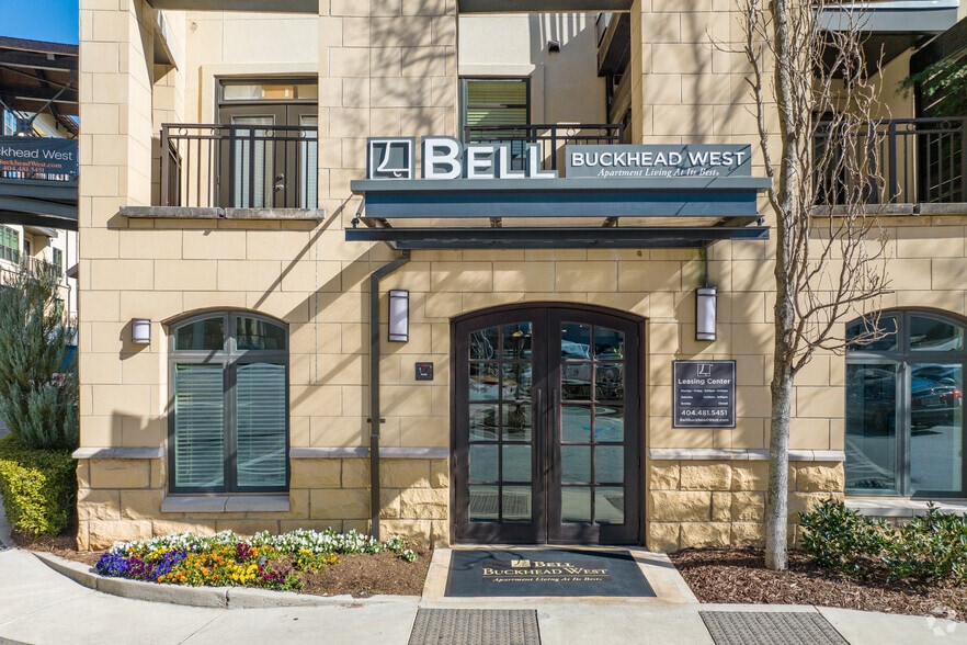 Entrance - Blaine Buckhead West