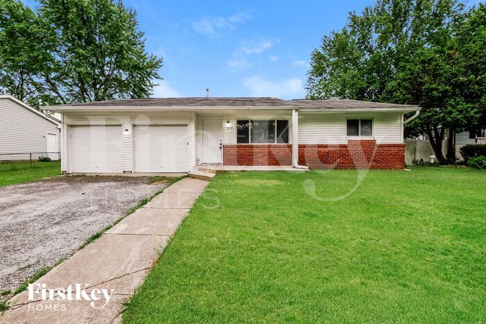 Primary Photo - 5807 Oliver Ave