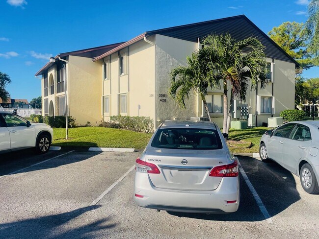 Building Photo - 3561 Pine Needle Dr