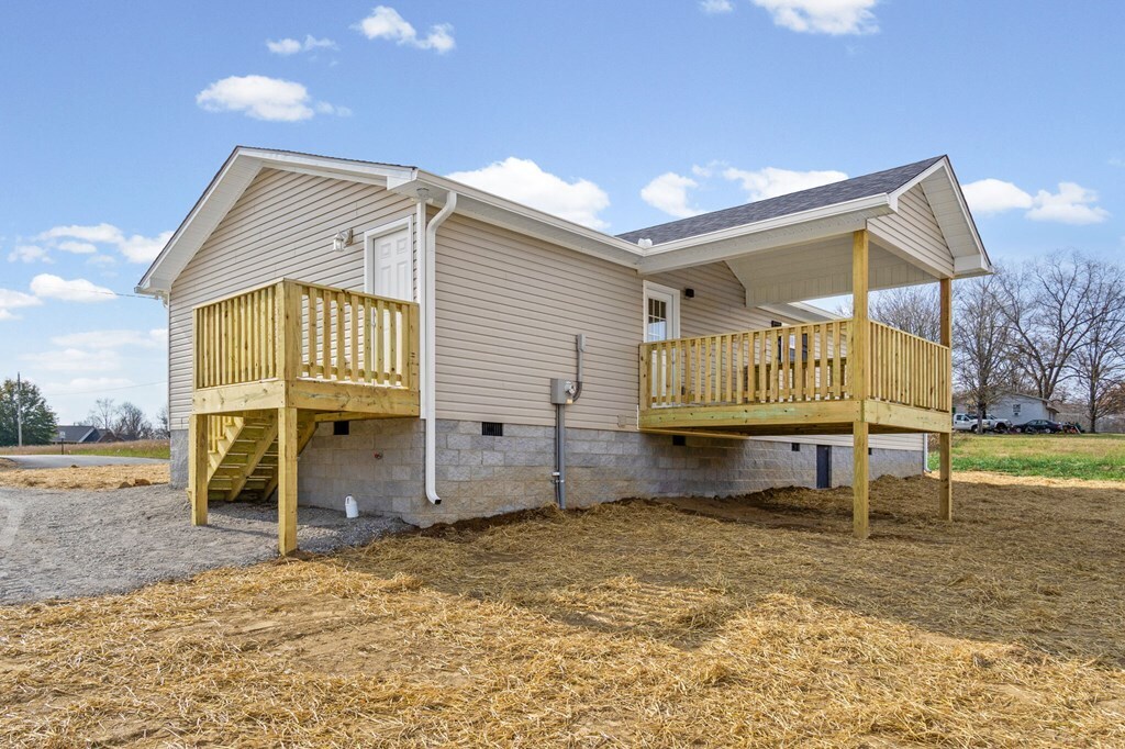 Building Photo - 5445 Window Cliff Rd