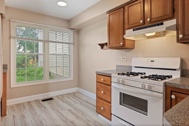Building Photo - 4876 Prestwick Pl