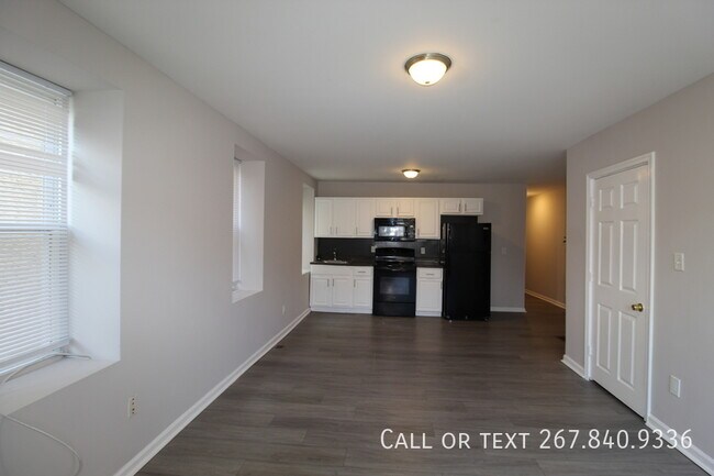 Building Photo - 1016-1018 S 52nd St-18.1A