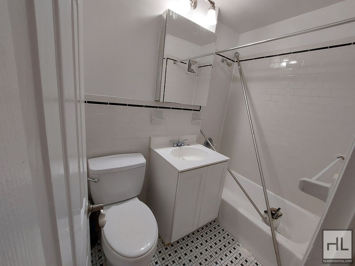 Building Photo - WEST 73 STREET