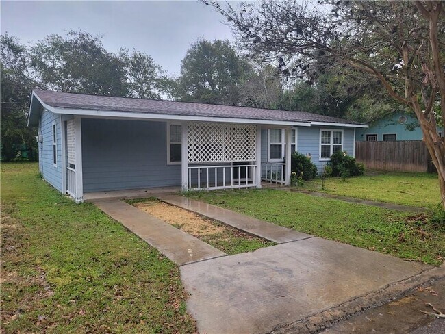 Building Photo - 609 Cottonwood St