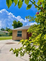 Building Photo - 3112 49th Avenue Dr W