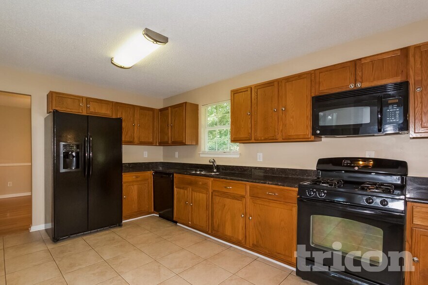 Building Photo - 217 Metoyer Dr