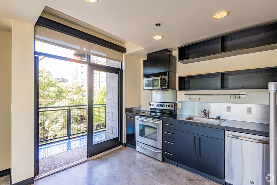 STUDIO - O1 Lofts