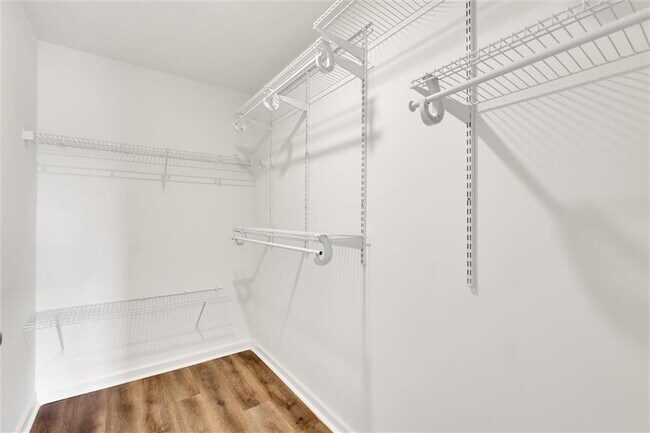 Building Photo - 5312 Brooklands Dr