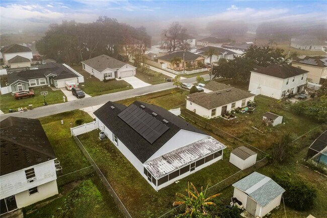 Building Photo - 460 Martigues Dr