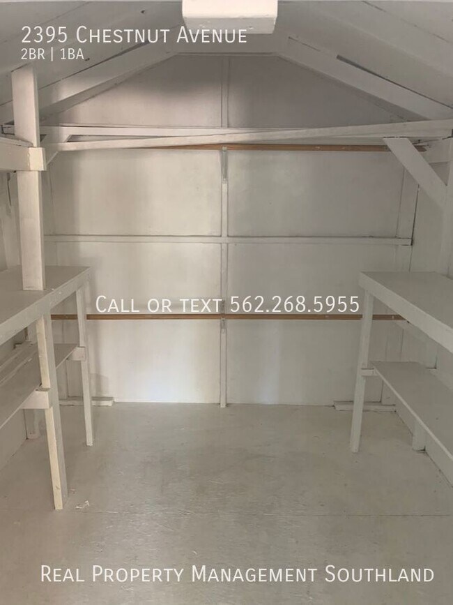 Building Photo - 2395 Chestnut Ave