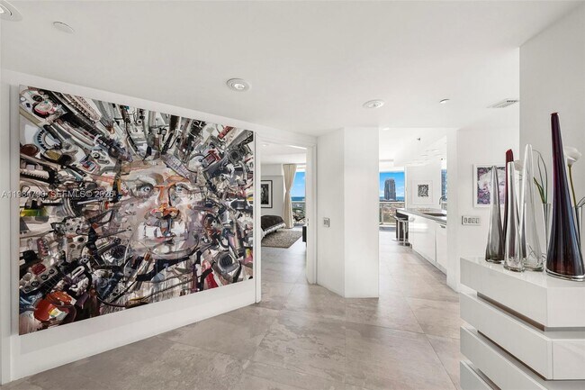 Building Photo - 450 Alton Rd