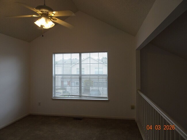Building Photo - 2 Bedroom 2 Full Bath Condo