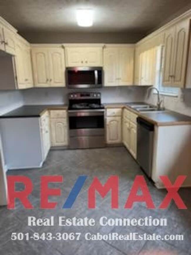 Building Photo - Sorry No Smoking and Pets Permitted with Restrictions