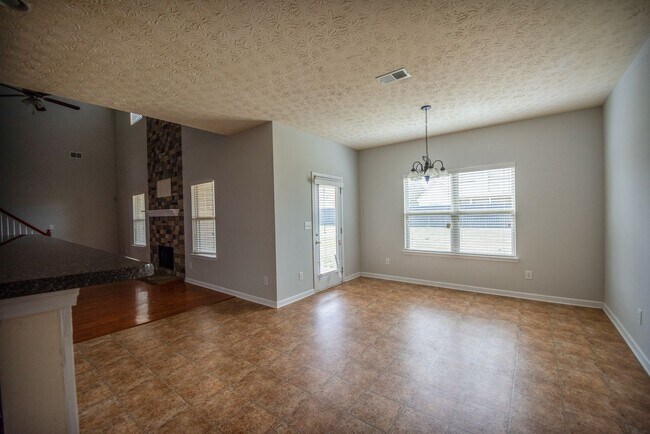 Building Photo - Fantastic Home Available for Rent Today!