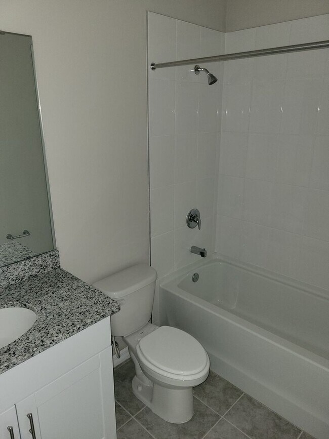 Building Photo - 1281 Oak Vly Dr