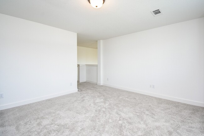 Building Photo - 23714 Sweeny Vly Dr