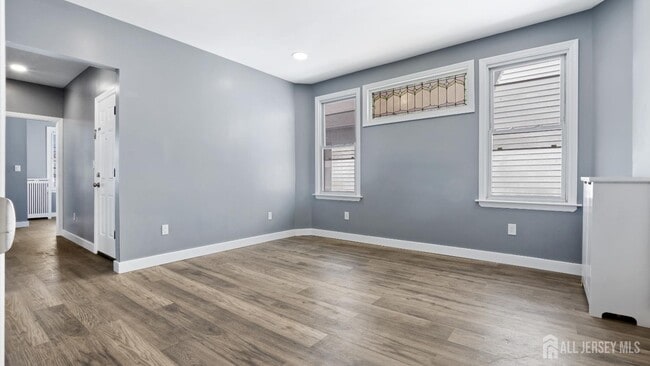 Building Photo - 19 Newfield St