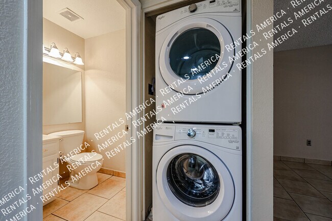 Building Photo - Check out this beautiful 2-bedroom, 2.5 ba...